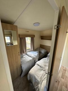 8 Berth Holiday Home At Seawick Holiday Park - Saint Osyth - 5