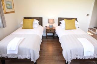 Stone Gate lodge with Private Hot Tub - - 6