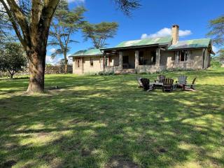 Yellow House Sanctuary Farm - Naivasha - 9