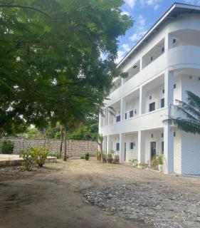 Ocean Paradise Beach Apartment - Galu - 3