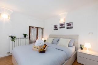 Prada Loft - Posto Auto Privato - 5