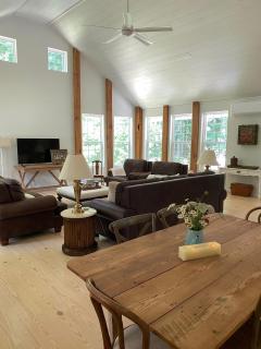 Paradise Meadows Farmhouse - 2