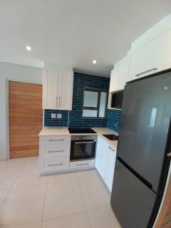 Queens Cove Apt 1 two bedroom - 3