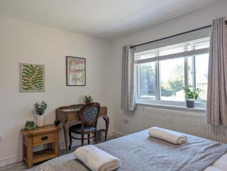 Manchester Double Room Near Parks Free Parking - Broadheath - 1