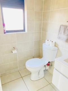 Lagoon luxury studio apartment - Pretoria - 9