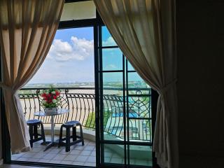 Kenyalang Riverine Emerald Condominium Homestay - Kuching - 9