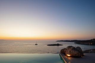 Beach Rock - Chania - 5
