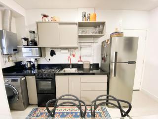 150m da Praia de Jurere - Excelente Apartamento - Florianópolis - 2