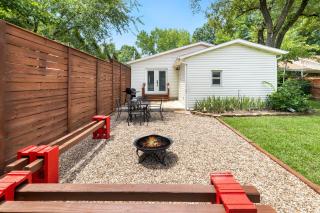 RazorDog-2 mi to U of A & DT-Dog Friendly - Fayetteville - 7