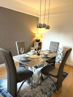 Spacious 3BR House - Contractors, Hospital, Family - Watford - 7