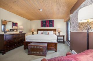 Hot Tub, Deck, Private Washer, Dryer, In Heart of Ski Area Base - 8