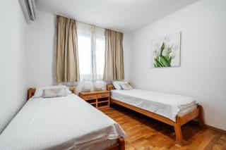 Blue Horison Apartments by In Property - 8
