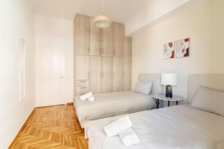 Executive Vibes - near Acropolis - Atene - 4