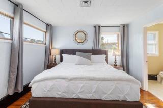 AC Beach Farmhouse Retreat - 5BD 2BA - Atlantic City - 1