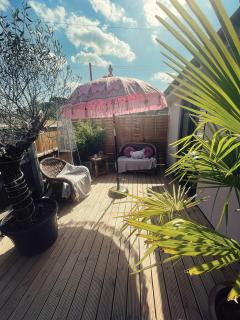Living Like a Local at Dotties - Outwell - 0