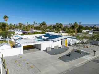 Starburst PS by ACME House Company - Palm Springs - 2