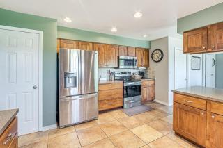 Waterfront Kansas Home with Private Fire Pit! - Arkansas City - 3