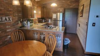 MountScape, Escape to the Mountains! Private hot tub, MTN views - Gatlinburg - 3