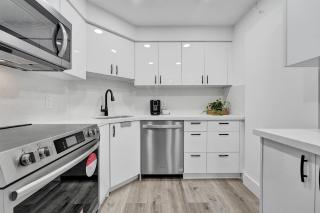 Cozy Oceanfront Beach Service 917 - Miami Beach - 4