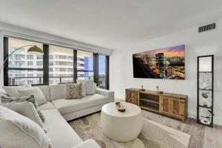 Cozy Oceanfront Beach Service 917 - Miami Beach - 7