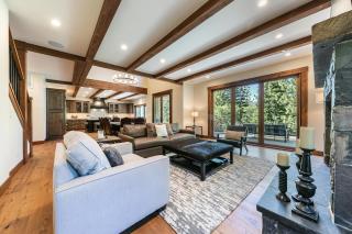 Arcadia Manor on the West Shore - Newly Built - 5 BR w Wet Bar EV Charger and Air Conditioning - Tahoe City - 9