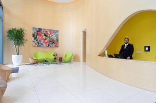 worthy Stylish Apt 4 ppl Pool & Water View - 2