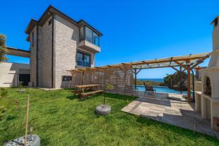 Villa Bella - - 5