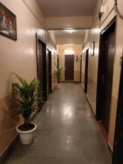 Happy Home Paying Guest House - 4