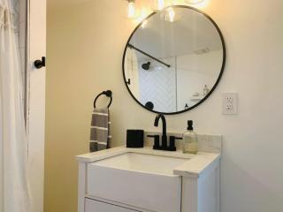Brand New Basement Apt with Hot Tub - 3