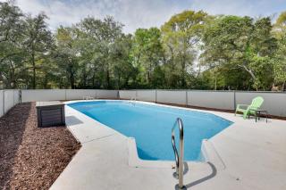 Fort Walton Vacation Rental with Private Pool! - Fort Walton Beach - 0