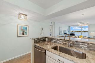 St Pete Isla Bahia Vista 7 203 Amazing View - 1