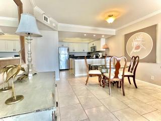 Pelican Walk 102 - 4