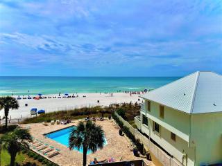 Pelican Walk 512 - 4