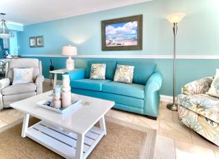 Pelican Walk 504 - 4