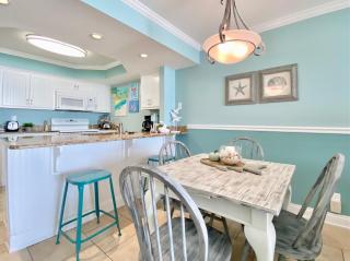 Pelican Walk 504 - 3