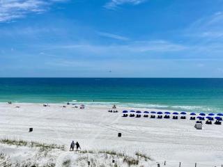 Pelican Walk 502 - 8