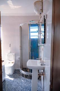 Graceland Residence - Aja - 7