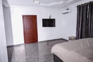Graceland Residence - Aja - 5