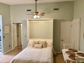 Cozy Beach Condo in Complex - Panama City Beach - 7