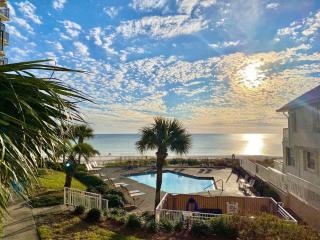 Pelican Walk 212 - 3