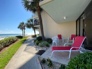 Pelican Walk 103 - 8