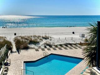 Pelican Walk 301 - 6