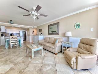 Pelican Walk 510 - 5