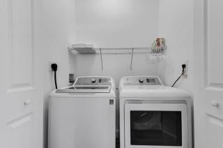 Magical bright Apt 5min walking Design District apt 5 - 4