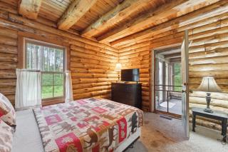8BR 5BA Huge Dog Friendly Log Cabin near Wisconsin Dells and Lake sleeps 25plus - Mauston - 7