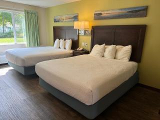 Parkwood Lodge - Fish Creek - 0