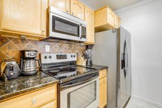 Walkable Scottsdale Condo with Pool Access! - Scottsdale - 3