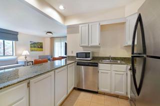Best Western Inn & Suites Rutland-Killington - Rutland - 9