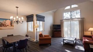 Best Western Inn & Suites Rutland-Killington - Rutland - 3