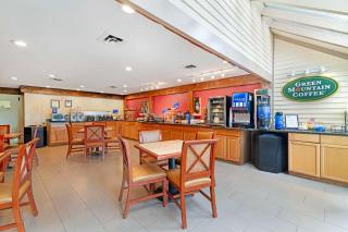 Best Western Inn & Suites Rutland-Killington - Rutland - 2